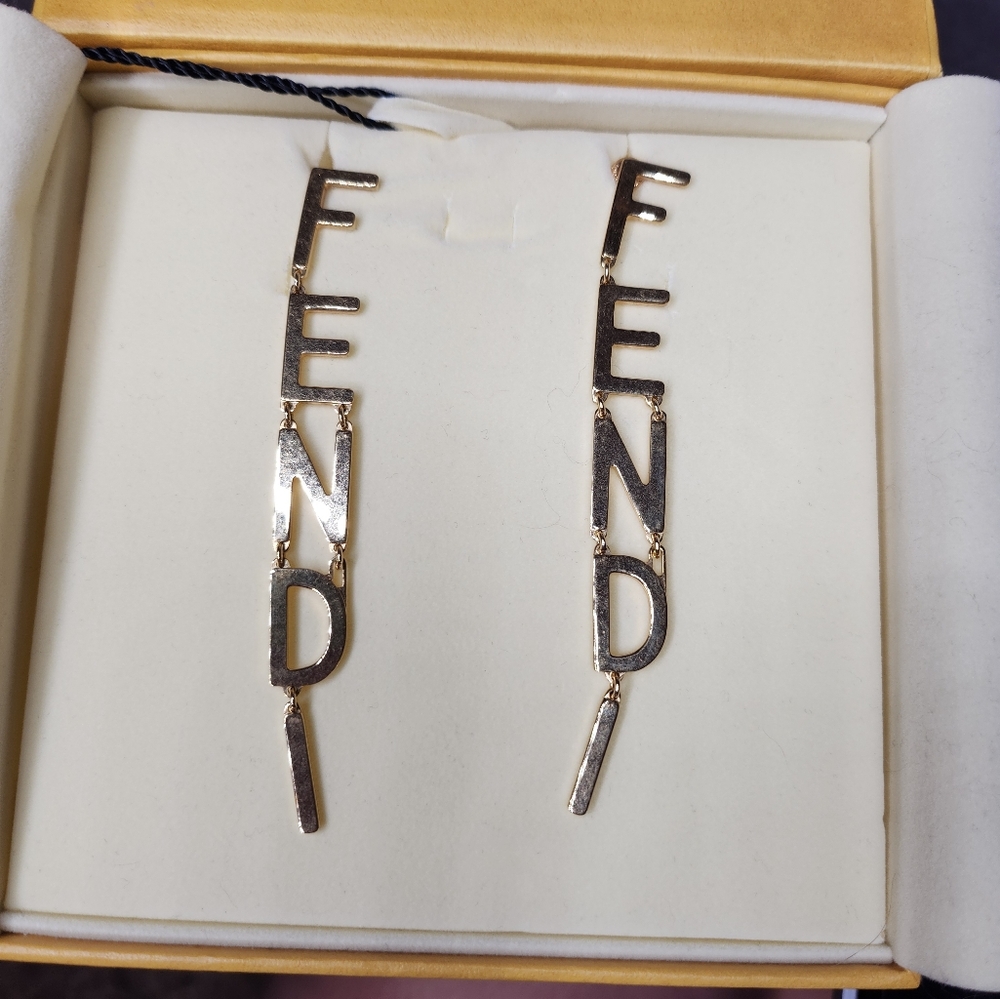 Fendiography earrings gold